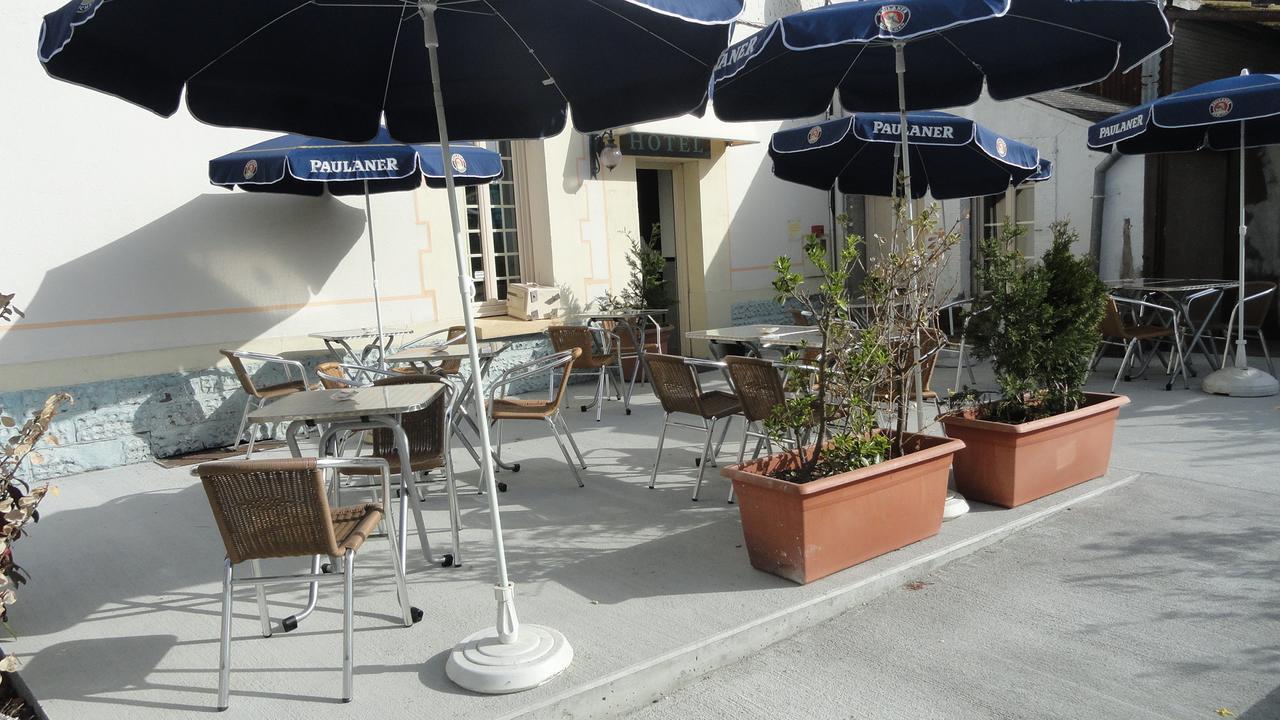 Le Quai 3 Hotel Châteaubriant Esterno foto
