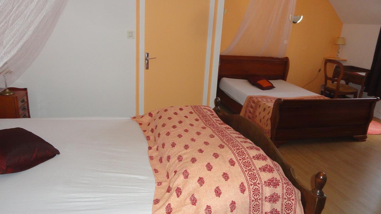 Le Quai 3 Hotel Châteaubriant Esterno foto